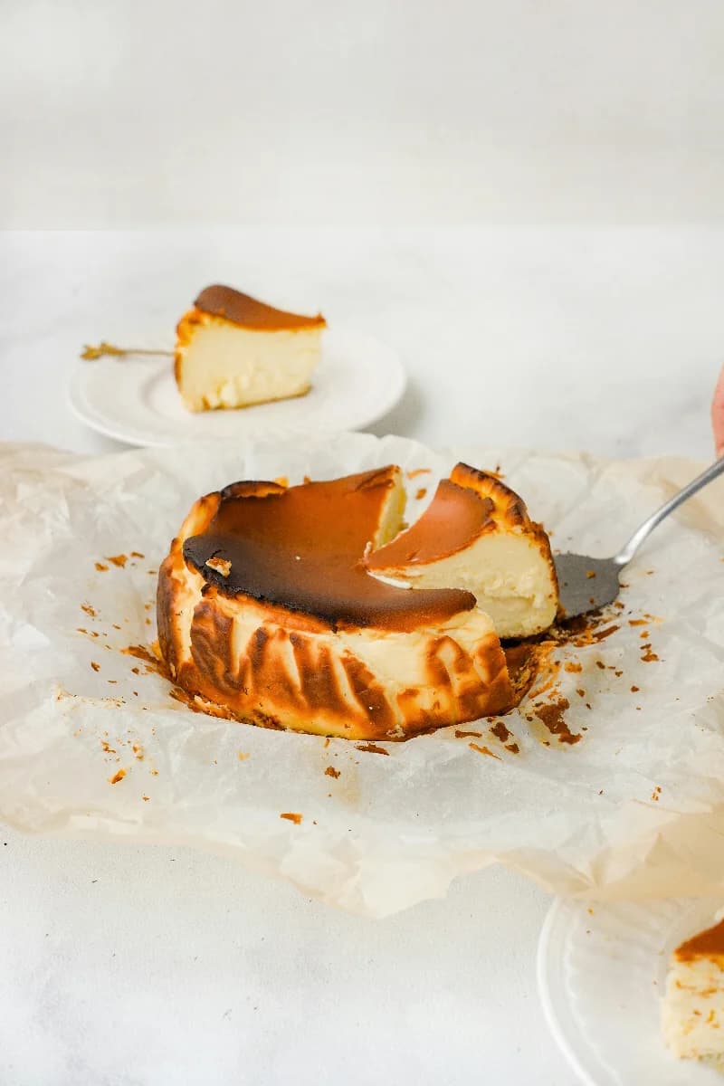 Gusto Artisan Bistro Menü Öğesi - San Sebastian Cheesecake